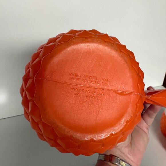 Minerware Pineapple Pitcher Cups 4 Pc Set Tiki Luau Blow Mold Style USA Vintage - Picture 2 of 9